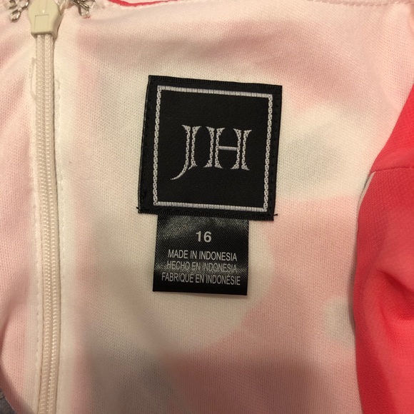 NWOT Floral Sleeveless Maxi Dress Size 16 - Picture 5 of 12